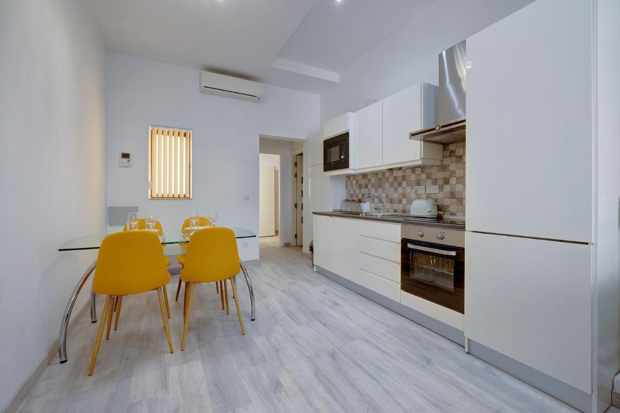 Modern Apartment In The Best Area Of Sliema Exterior photo